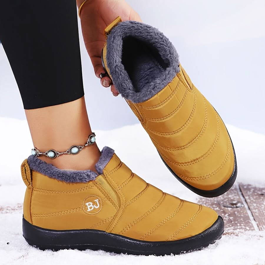 Corvella | Cozy Winter Slip-On Boots