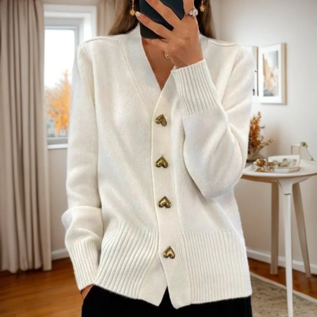 Warm Vest met Schattige Hartknopen